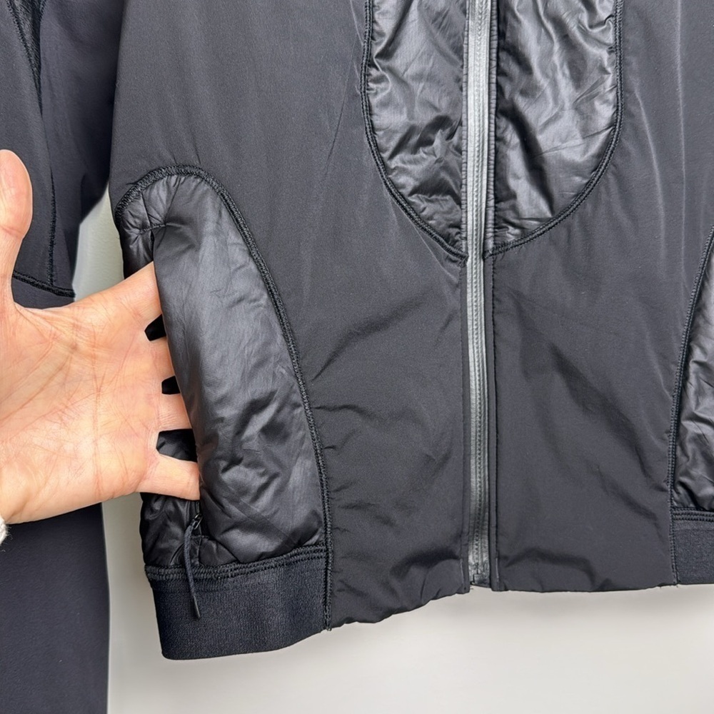 Lululemon Polar Pace Run Jacket - Picture 4 of 15